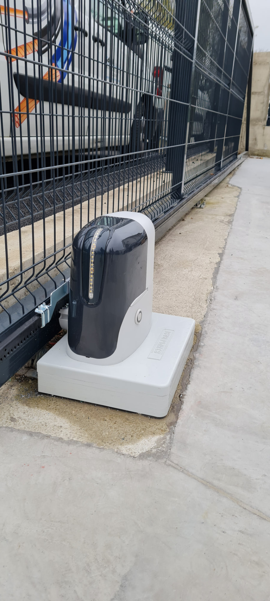 Poslije: čista SimpleBase instalacija